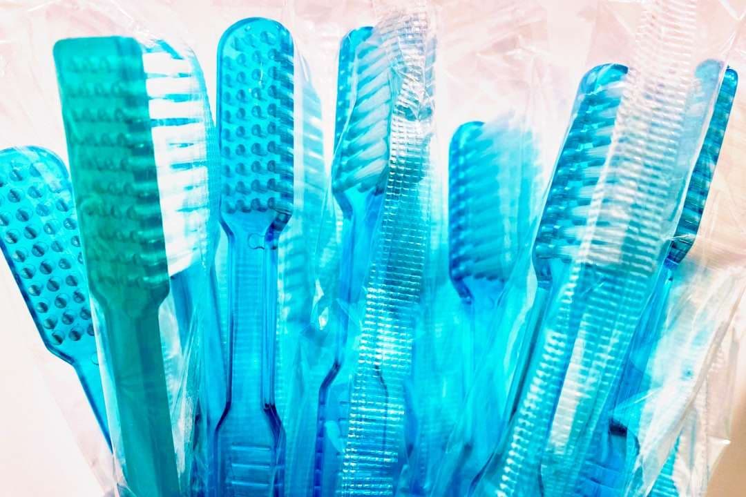 Photo Toothbrush, Floss